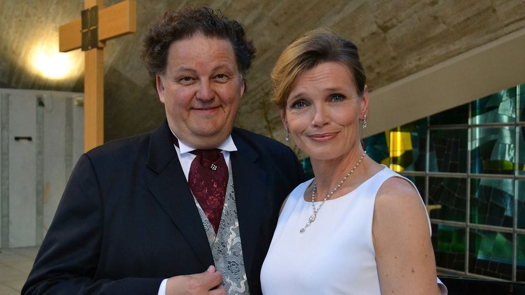 Konserttipianisti Jouni Somero ja laulaja Anu Hälvä konsertoivat Kannelmäen kirkossa 2.8.2015. Kuva: Kannelmäen seurakunta.