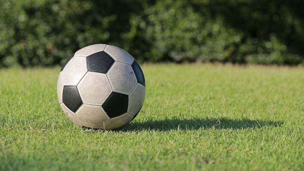 Nujakointiin osallistui parikymmentä nuorta.