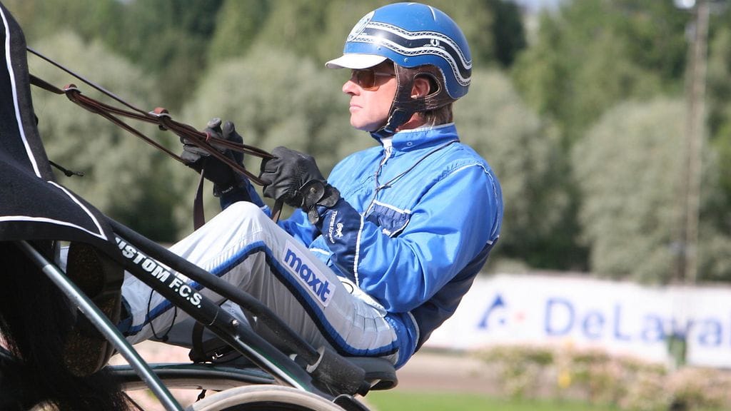 Tuomas Korvenoja valmentaa lahjakasta Joe Di Maggiota.