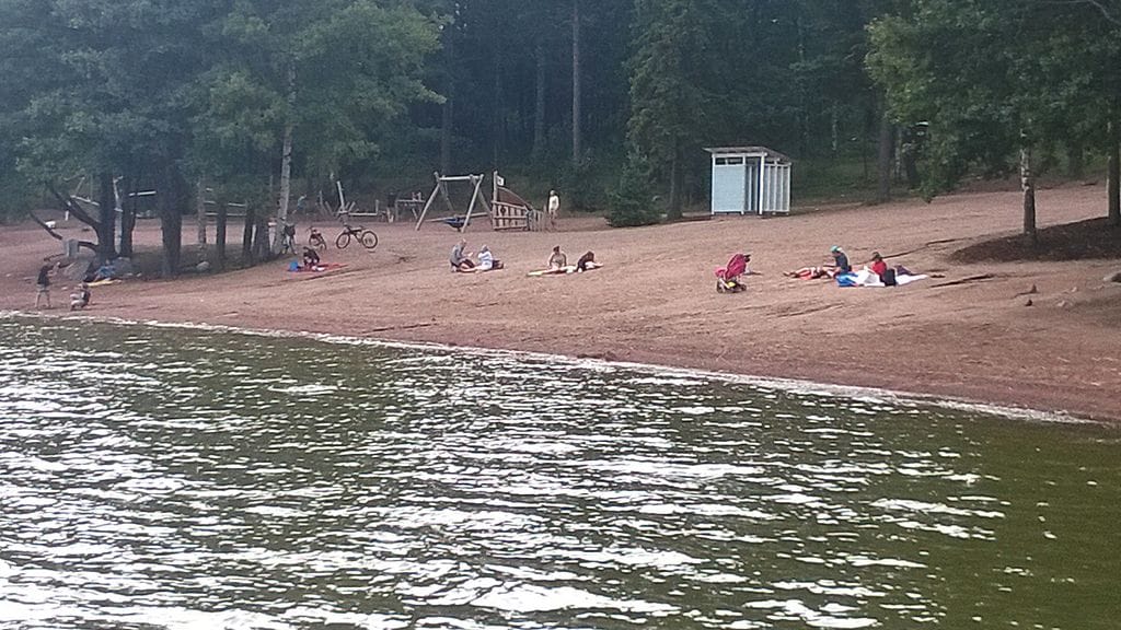 Merialueilla sinilevää on enemmän kuin järvissä.