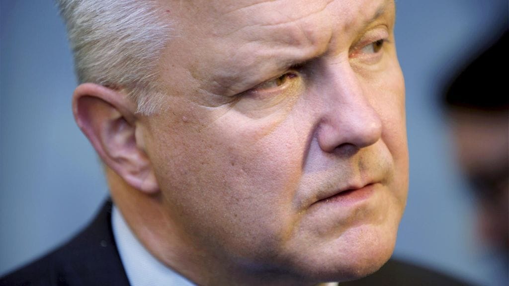 Elinkeinoministeri Olli Rehn (kesk.) sanoo lähtevänsä vahvalla motivaatiolla uuteen haastavaan tehtäväänsä.