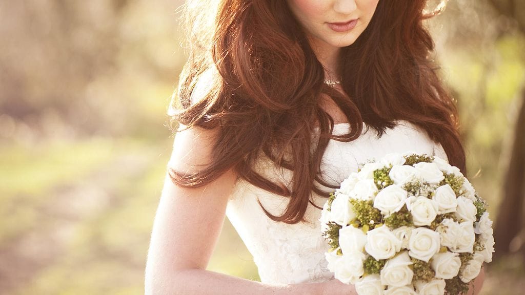 Algerialaismies haastoi tuoreen vaimonsa oikeuteen, koska tämän ulkonäkö ilman meikkiä ei miellyttänyt. Kuvituskuva.