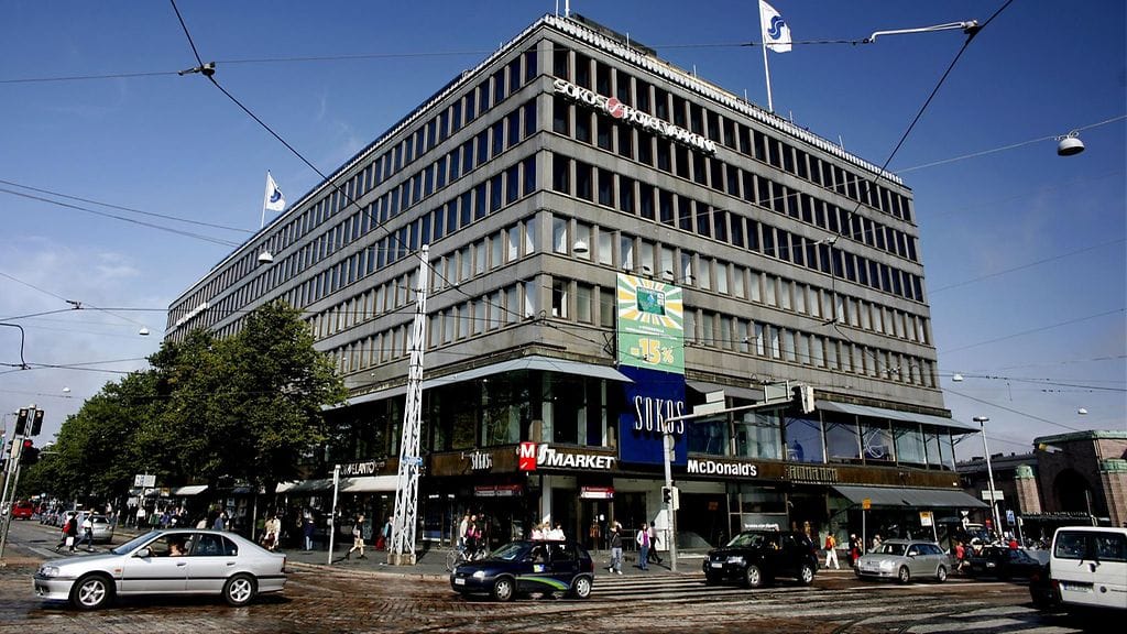 Ydinkeskustassa sylkemistapauksia on tullut poliisin tietoon kaksi: 16. lokakuuta naista päin syljettiin Mannerheimintiellä Sokoksen luona ja 30. lokakuuta Stockmannilla.