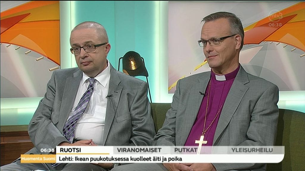 Akatemina professori Markku Kulmala ja piispa Tapio Luoma keskustelivat ilmatonmuutoksesta ja yhteistyöstä Huomenta Suomessa.