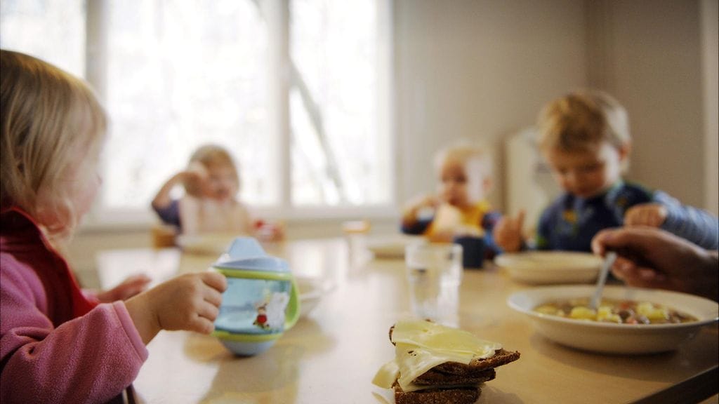 SAK kannattaa esimerkiksi liukuvan työajan ja työaikapankkien käyttöä perheystävällisyyden lisäämiseksi.