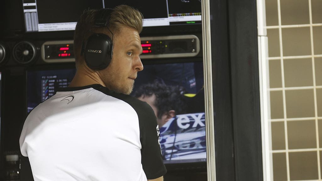 Kevin Magnussen on joutunut seuraamaan F1-kautta sivusta (arkistokuva).