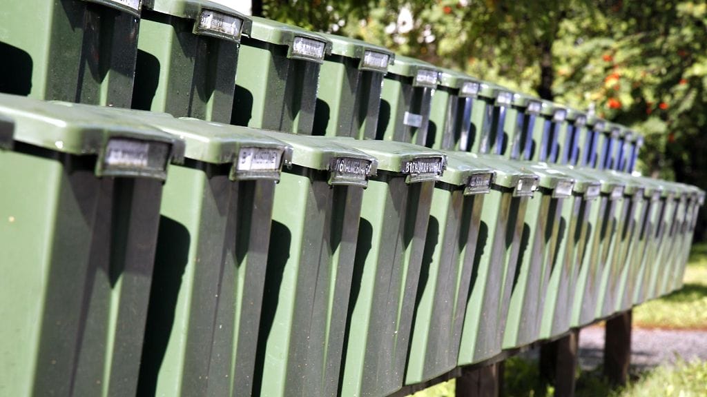 Postilaatikoita voisi vahvistaa varkauksien estämiseksi.