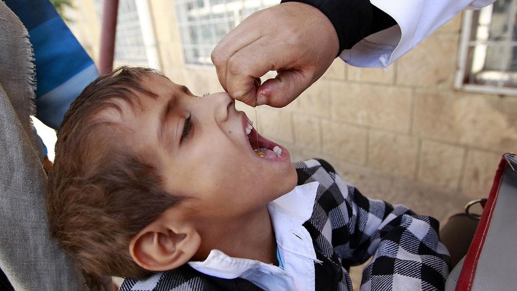 Talibaniin kuuluva kapinallisryhmä on ottanut vastuun keskiviikkoisesta polkioklinikkaan kohdistuneesta pommi-iskusta.