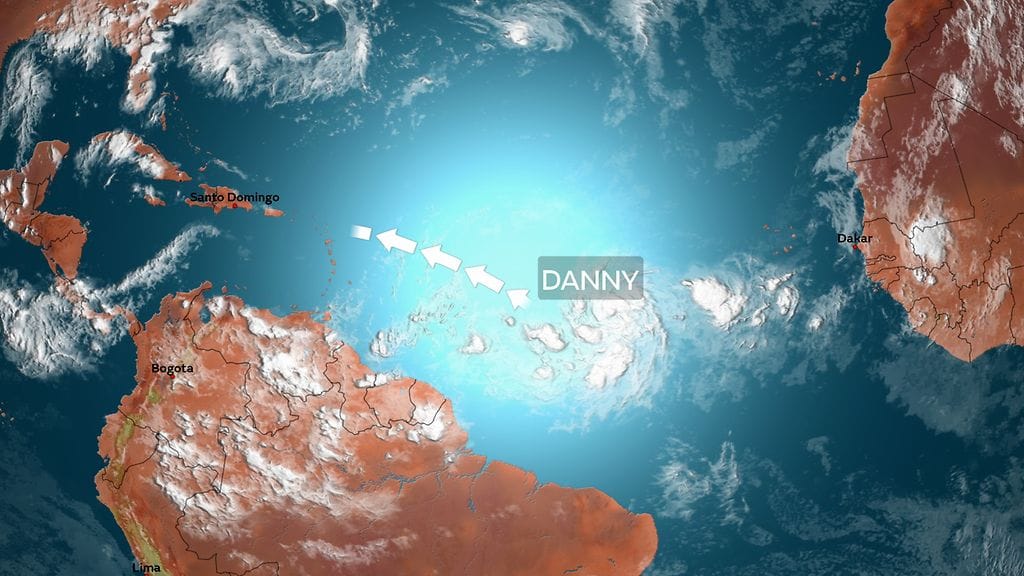 Trooppinen myrsky Danny voimistunee hurrikaaniksi.