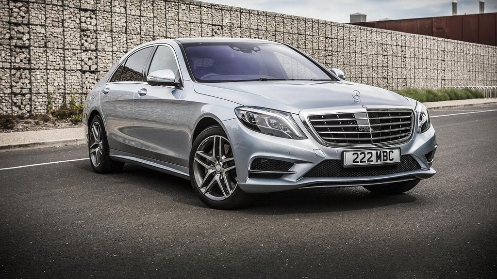 Mercedes-Benz S 300 BlueTEC Hybrid on hulppea edustusauto.
