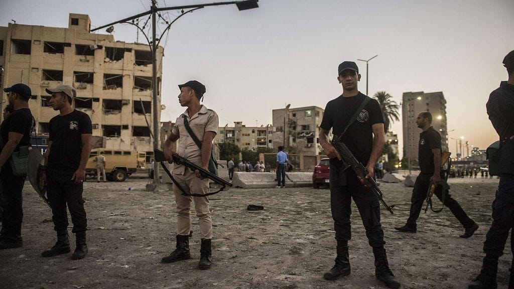 Mikää tao ei ole ilmoittautunut iskun tekijäksi. Hyökkääjät heiluttivat tiettävästi Isisin lippua ennen hyökkäystä.