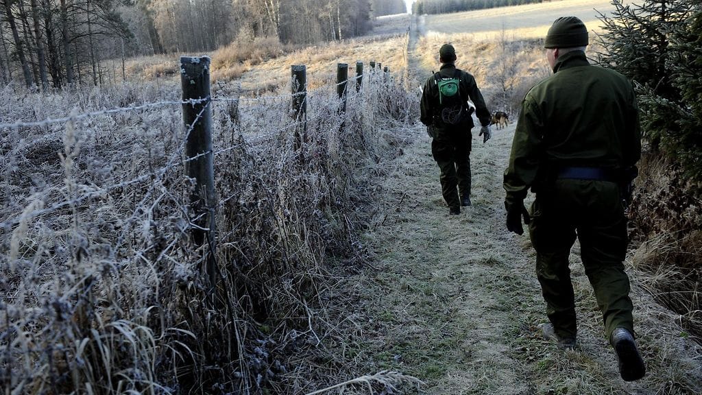 Rajavartijoita partioimassa