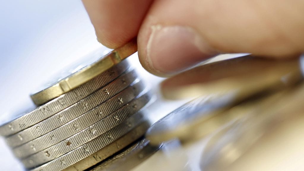 Kotouttamisraha olisi lähtökohtaisesti perustoimeentulotuen suuruinen eli 485,50 euroa kuukaudessa yksin asuvalta.