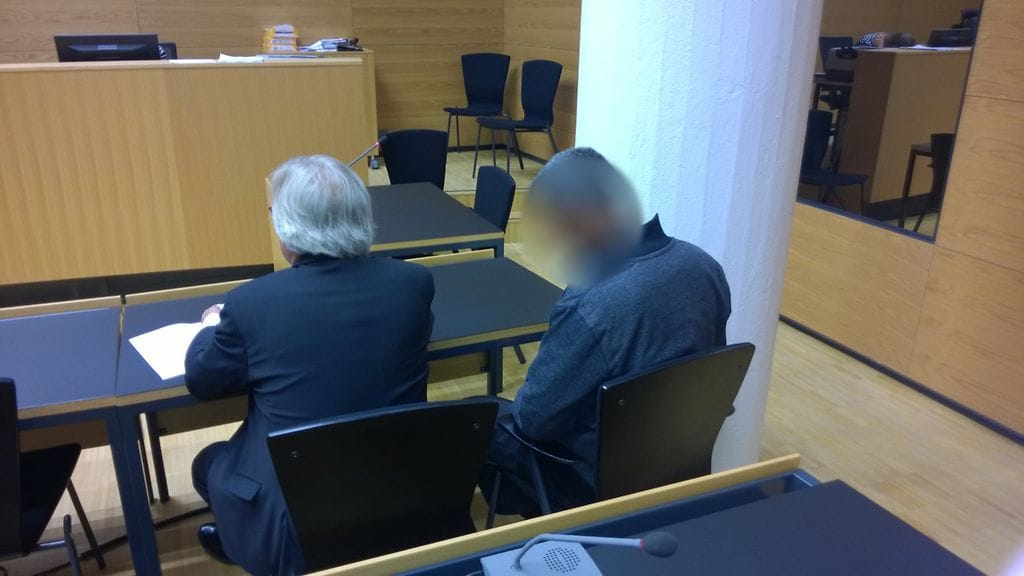 Syyttäjä vaatii 28-vuotiaalle miehelle vankeusrangaistusta Tuusulanväylällä tapahtuneesta kuolonkolarista.