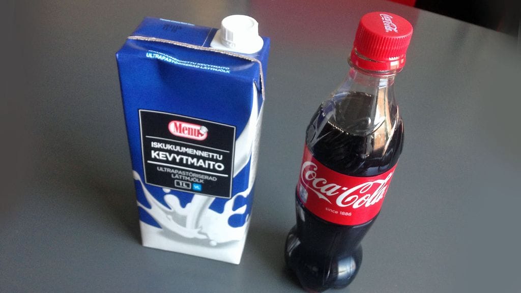 Maitoa ja kokista sekoittamalla saa vähän erilaisen juoman aikaiseksi.