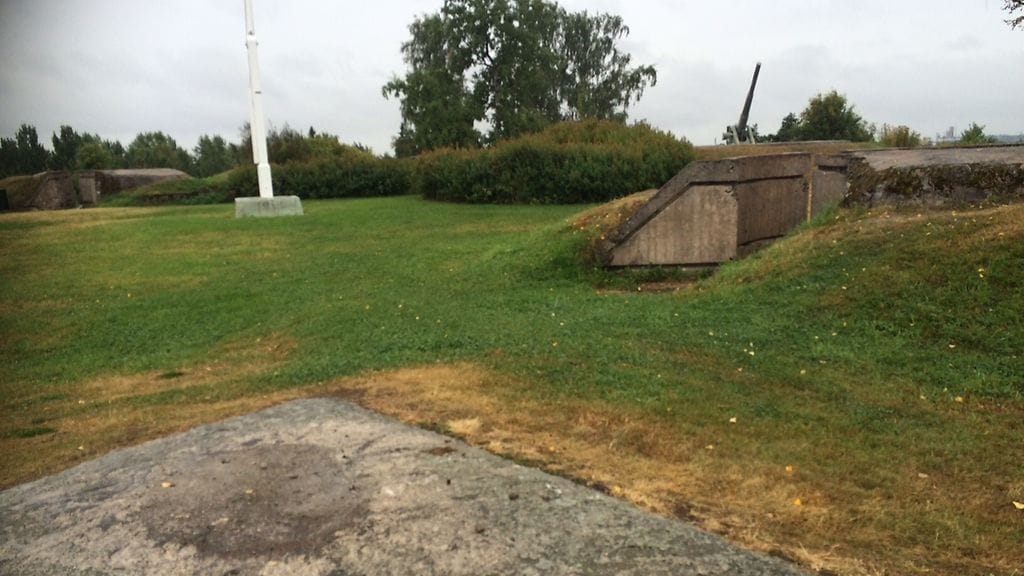 Muistomerkin alkuperäinen paikka