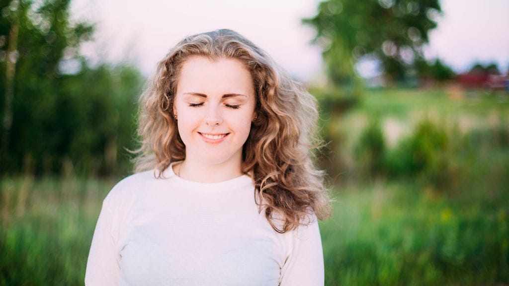 Nainen metsässä (1)