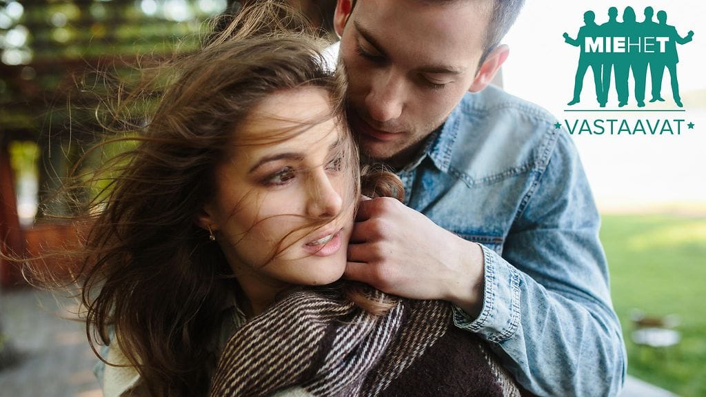 Juttusarjassa miehet vastaavat joka viikko lukijoiden kysymyksiin.