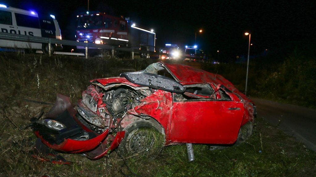 Tällaiselta näyttää Haminan ulosajon turma-auto.