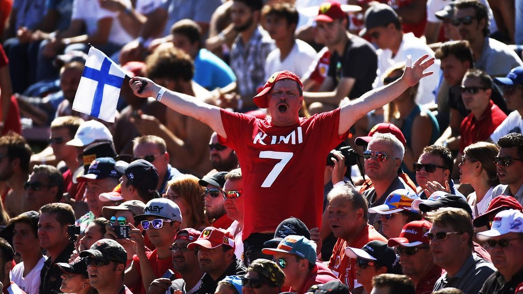 Kimi Räikkösen fani Monzassa viime syyskuussa.