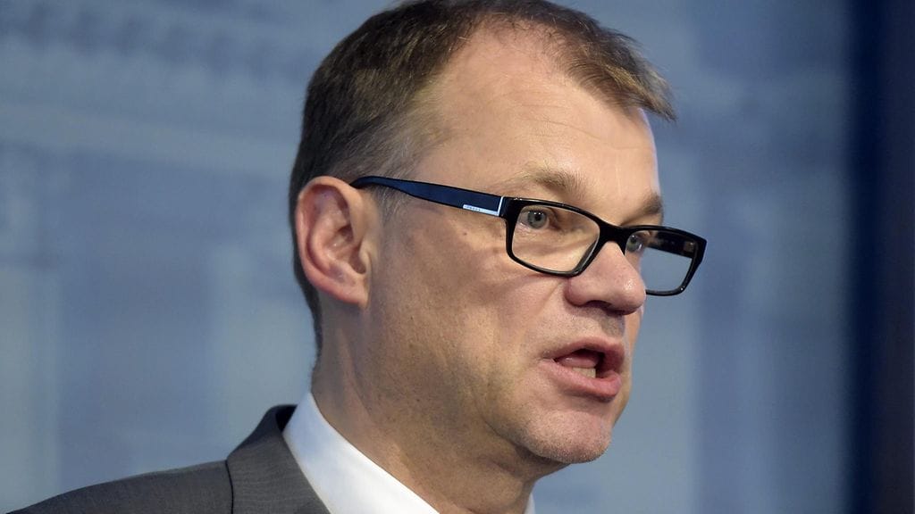 Juha Sipilä sanoo, että hallitus suhtautuu yhä kielteisesti pysyvään malliin vastuunjaosta.