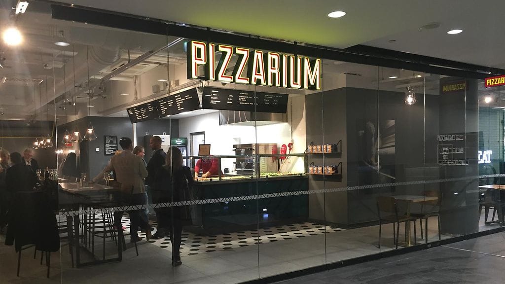 Kluuvi-keskuksen Pizzarium avasi ovensa maanantaina 7.9.