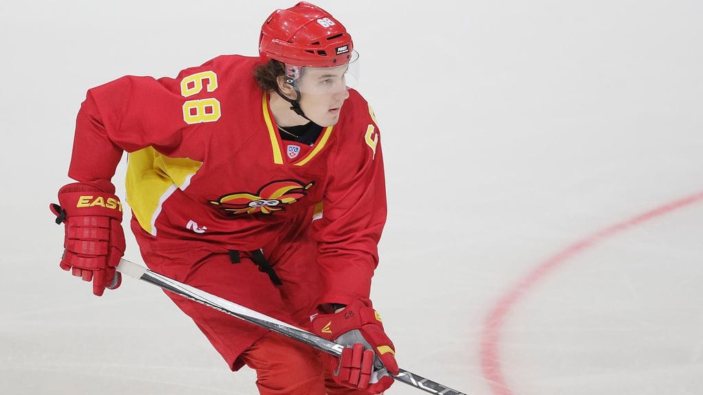 Saku Salminen pelasi viime kaudella yhdeksän KHL-ottelua Jokereissa.