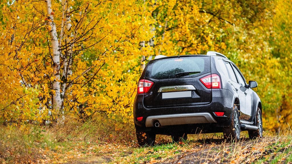 Auton syystarkastuksen osana autoilijan olisi hyvä tarkastaa renkaiden kulutuspinnan lisäksi myös renkaiden ilmanpaineet.