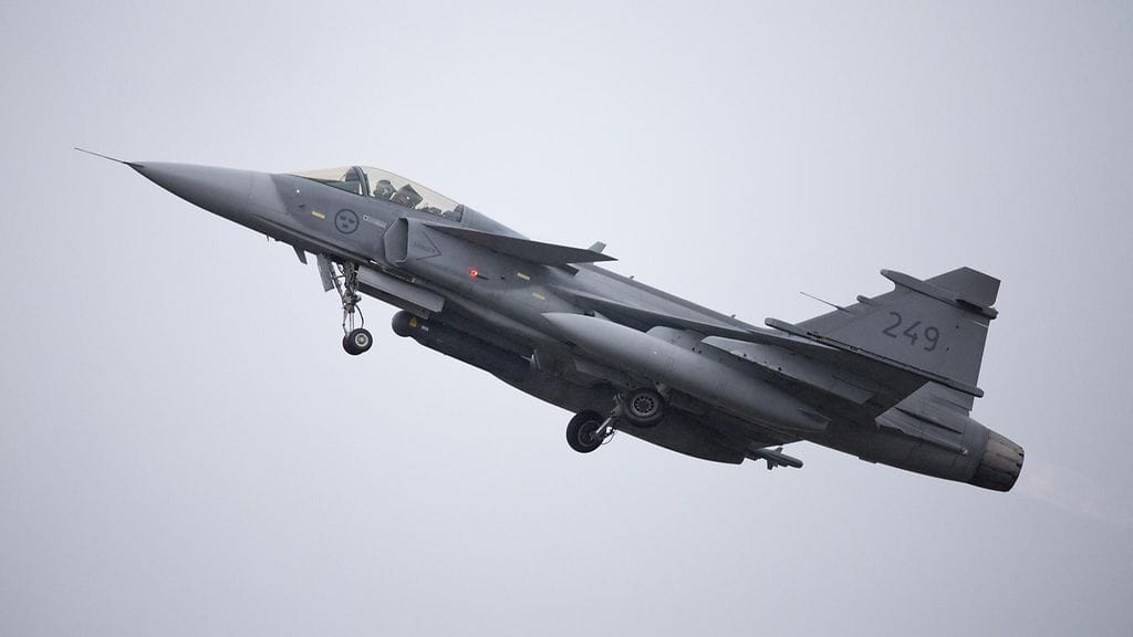 Ruotsalainen JAS Gripen hävittäjä Rovaniemellä 2015.