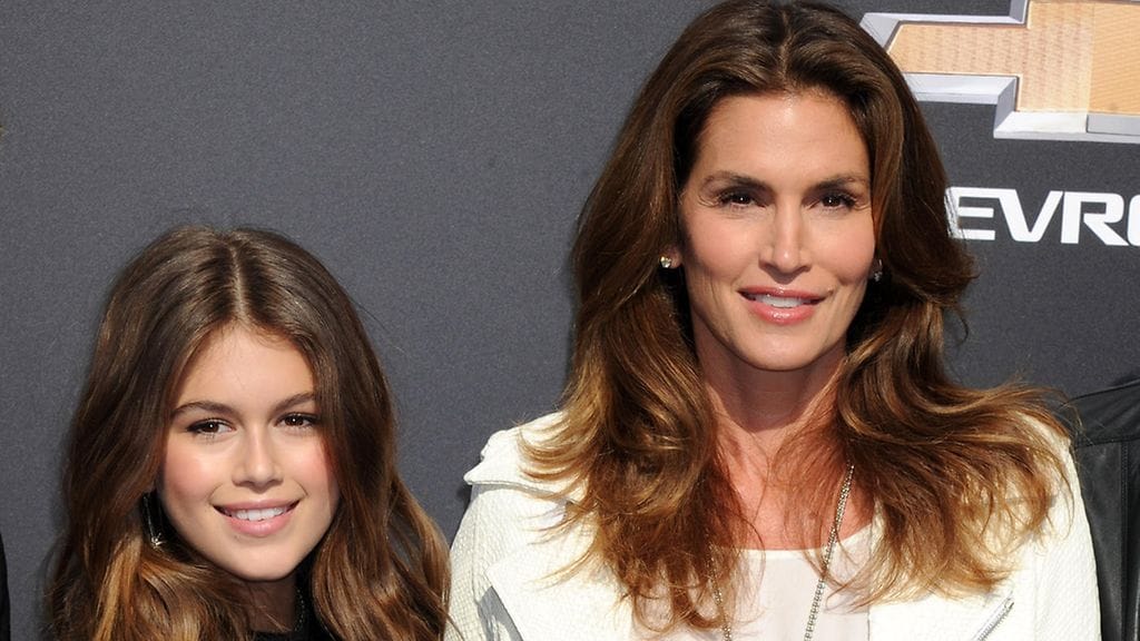 Cindy Crawford ja Kaia-tytär toukokuussa Tomorrowland-elokuvan ensi-illassa.