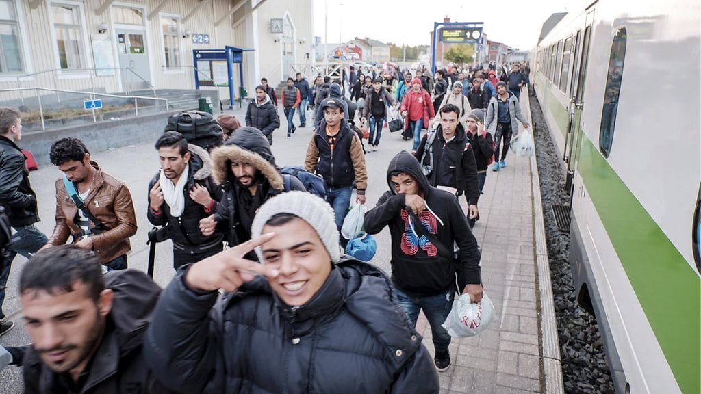 Turvapaikanhakijoita Kemin rautatieasemalla 14. syyskuuta 2015.