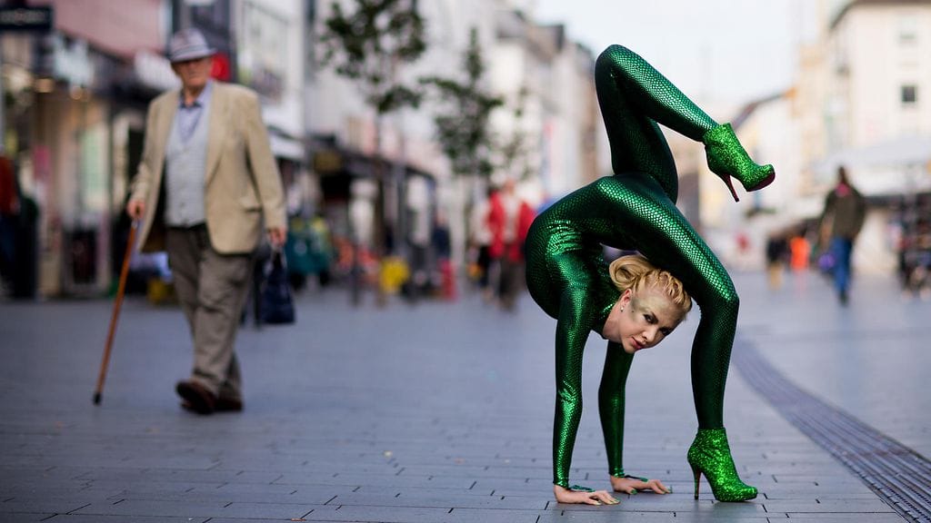 Zlata Contortionist 2