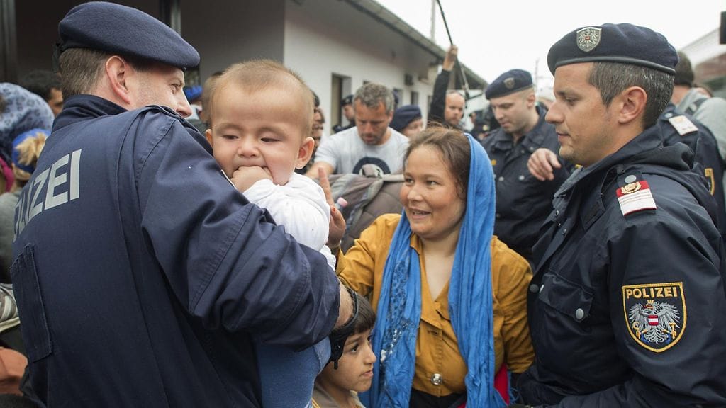 30966915 Turvapaikka Tanska turvapaikanhakijat poliisi