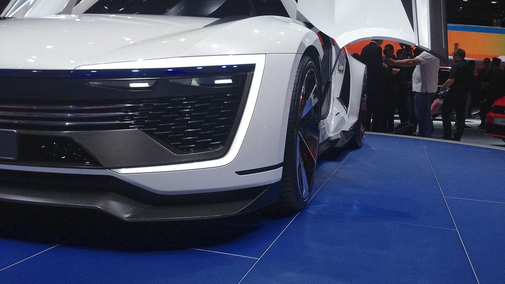 Volkswagen Golf GTE konseptin led-kuvio mukailee tuotantomallia.