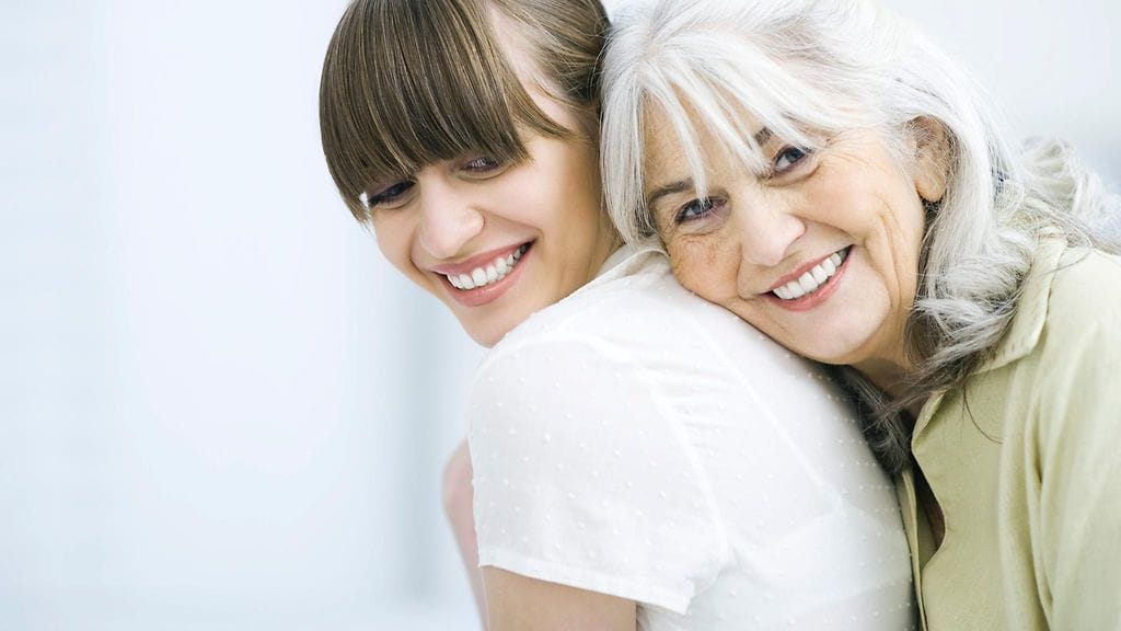 Isovanhemmat ovat elämänsä aikana kokeneet ja nähneet paljon – heidän neuvojaan todella kannattaa kuunnella. Kuvituskuva.
