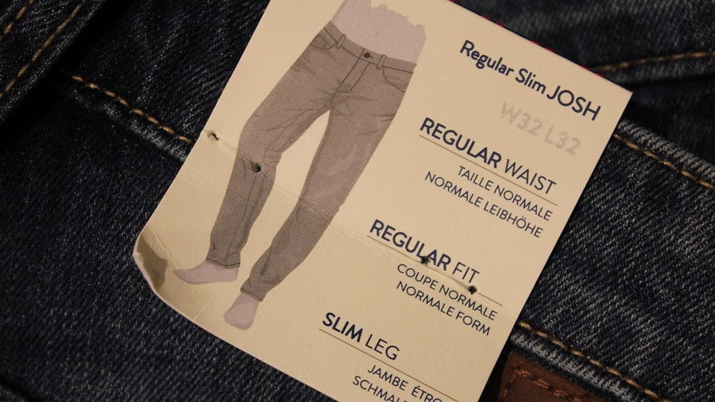 Miesten farkkuja (1)