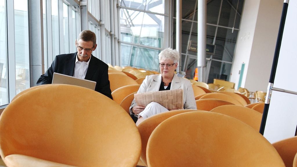 Lennon peruuntuessa tai viivästyessä merkittävästi matkustaja saattaa olla oikeutettu korvauksiin. Kuvituskuva.