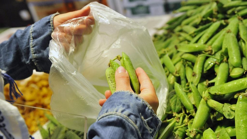 Kahiset pienet pussit ovat nettikeskustelun polttopisteessä.