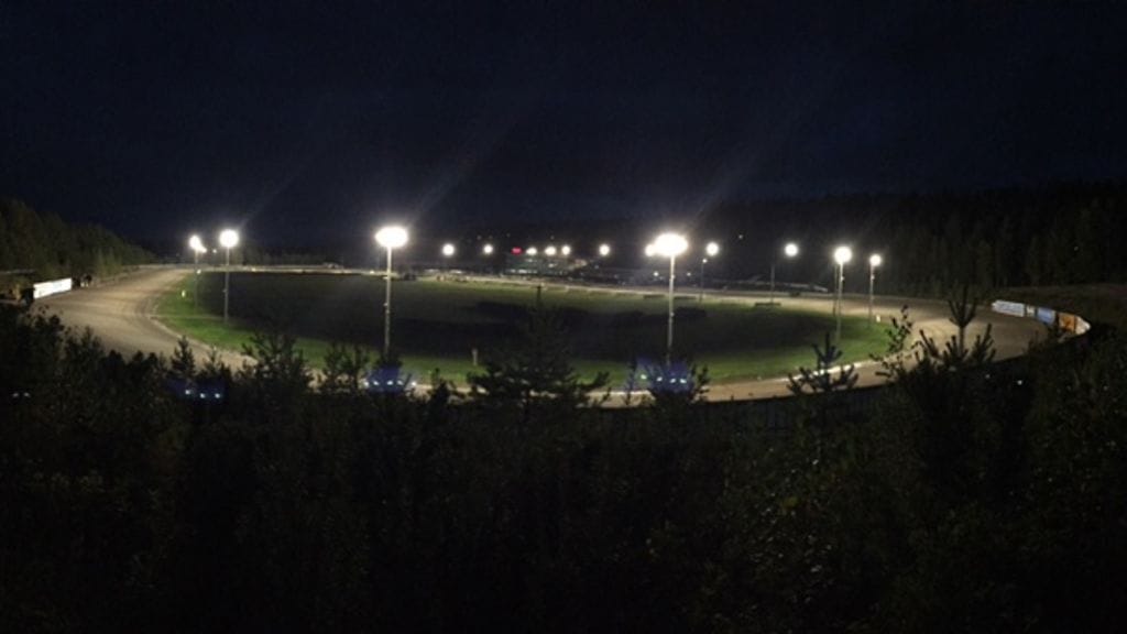 Teivon ravirata isännöi tuttuun tapaan tiistain Toto5-kierrosta.