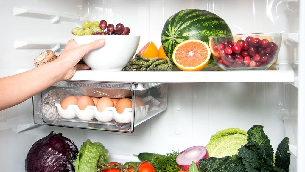 Kananmunat kannattaa säilyttää jääkaapissa.