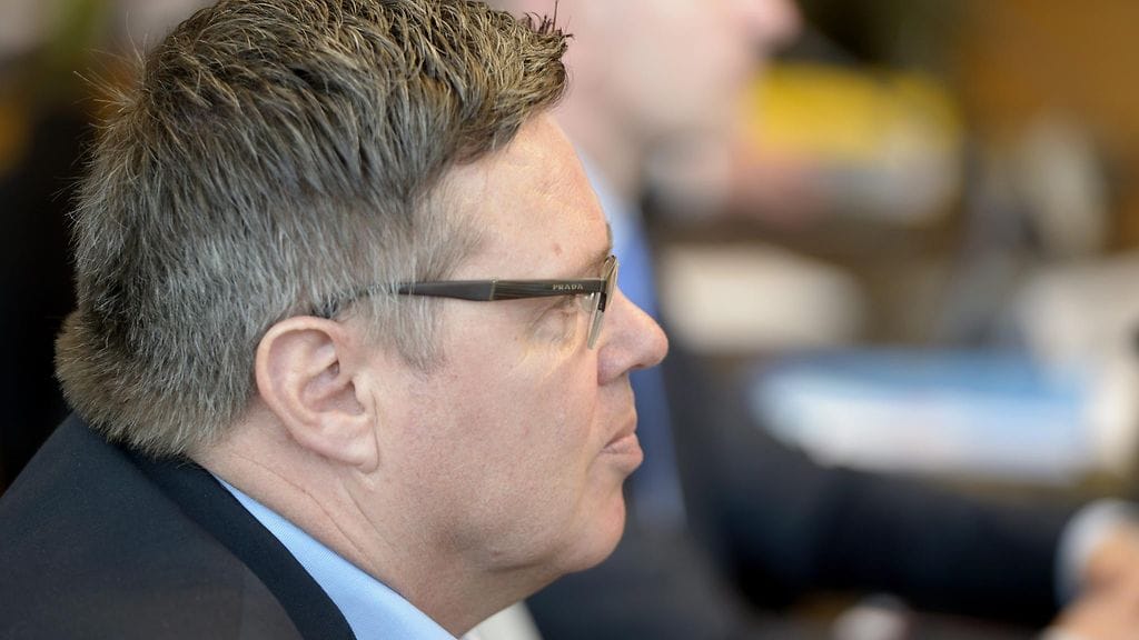 Jari Aarnio huumerikosepäilyjen pääkäsittelyssä.