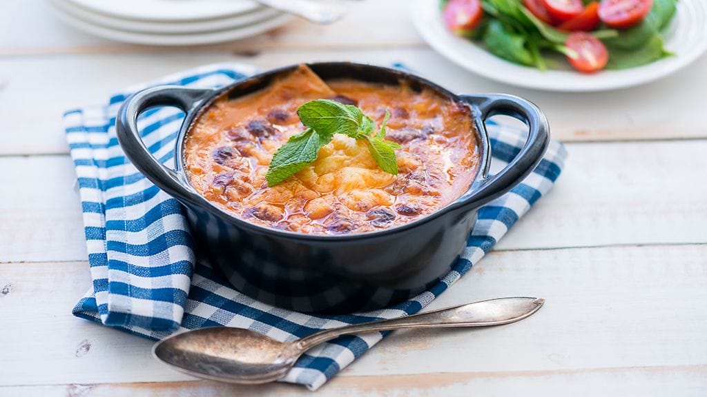 Lasagnea ei suinkaan tarvitse valmistaa aina juuri jauhelihasta.