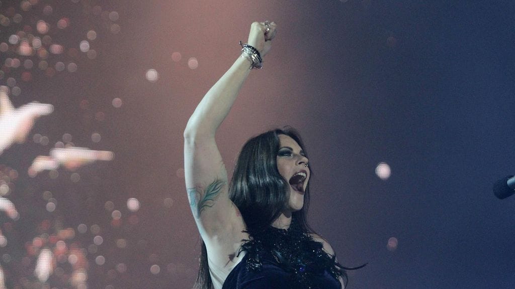 Nightwishin laulaja Floor Jansen villitsi yleisöä Rock in Rio -festivaaleilla 25. syyskuuta 2015.