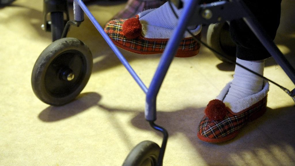 Pahtajan työntekijöiden maaliskuussa jättämä kantelu kertoi karua kieltä palvelukodin arjesta. Kuvituskuva.