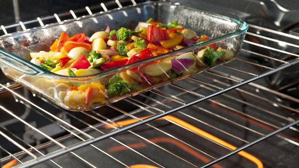 Kaikki lasiastiat eivät kestä uunin kuumuutta.