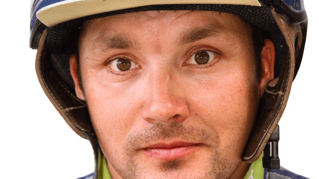 Jani Ruotsalainen ohjastaa Kouvolan Toto4-kierroksen avauskohteessa 5-vuotiasta Mars Cakea, joka on urallaan tienannut yli 7500€.