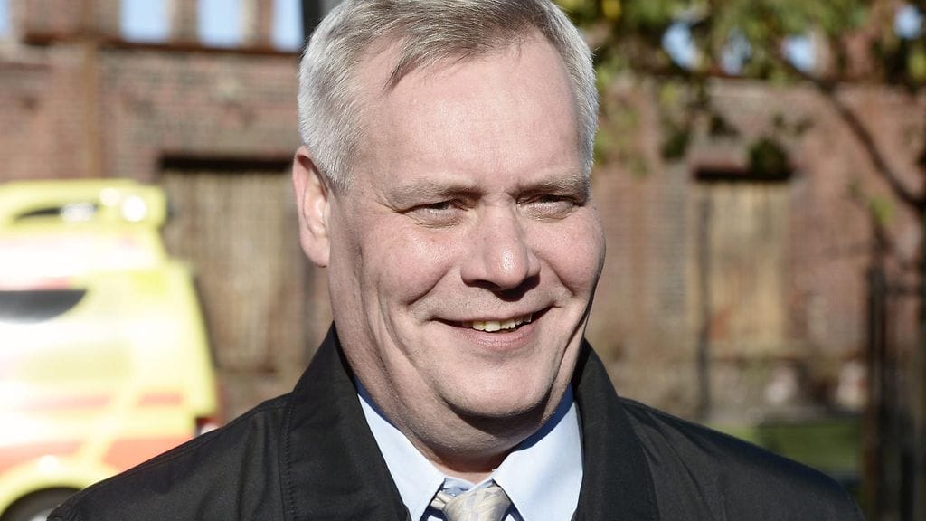 Helsingin Sanomien tuoreen gallupin mukaan Antti Rinteen luotsaama SDP on noussut keskustan ohi Suomen suurimmaksi puolueeksi.