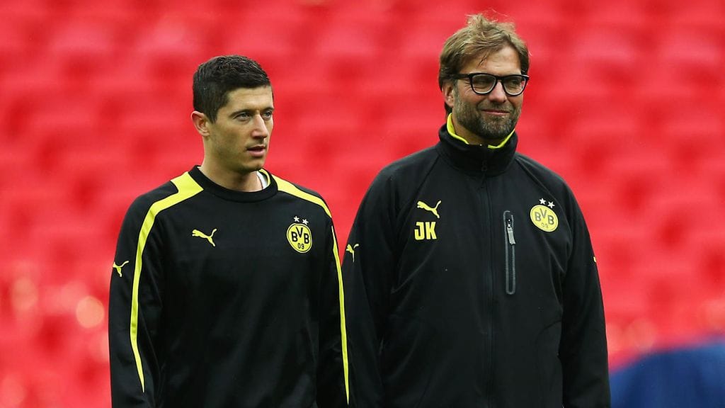 Robert Lewandowski ja Jürgen Klopp vuonna 2013