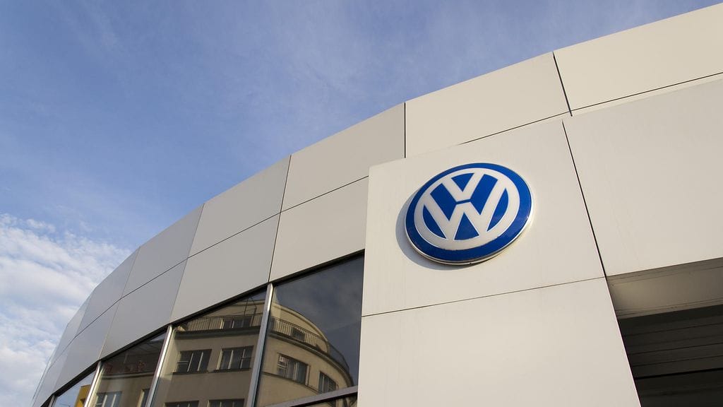 Volkswagen-konsernin autot on pakko viedä huoltoon, kun kutsu käy.