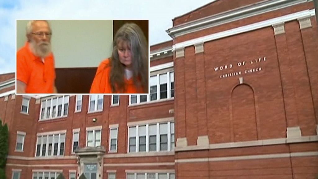 Poikien vanhemmat saavat syytteet taposta ja pahoinpitelystä.